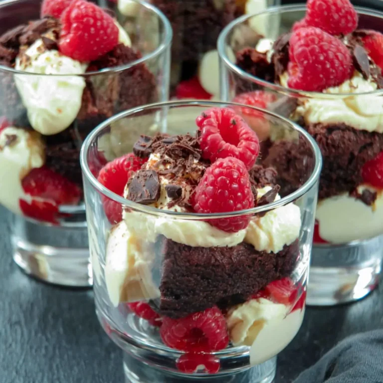 Brownie Trifle mit Himbeeren
